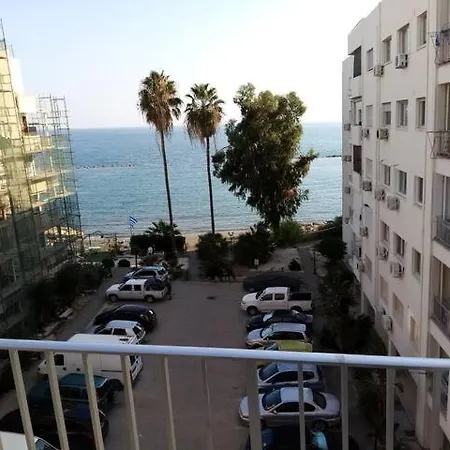 Apartment Sea Breeze Limassol